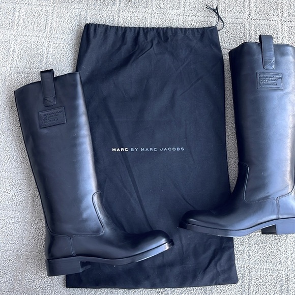 New Marc Jacobs Black Leather Tall Riding Boots Pull On size 37 w/ dust bag - Picture 4 of 7